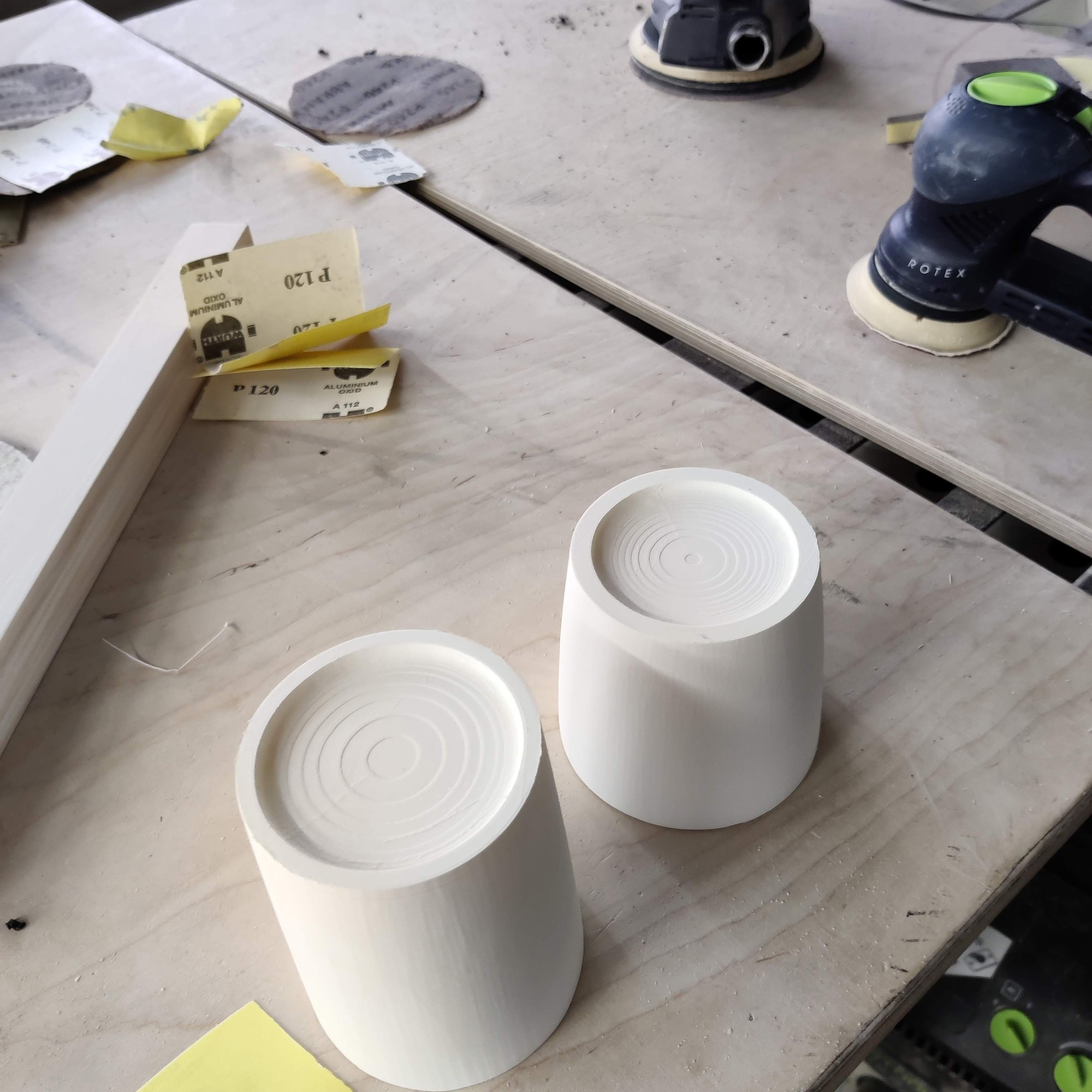 TEEKANNU slip cast porcelain mugs - view 1